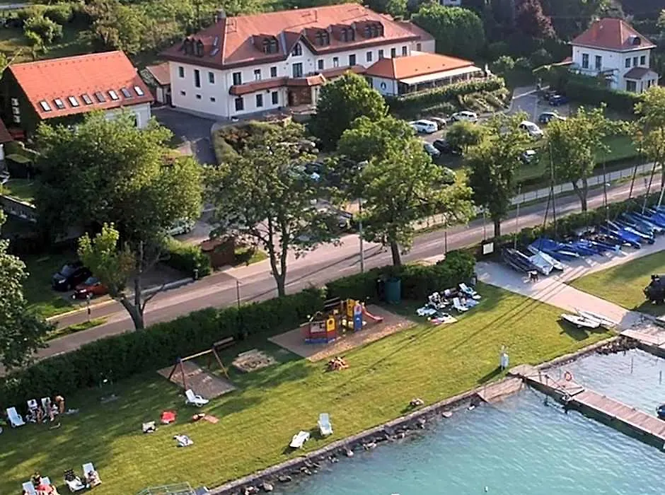 Aquilo Hotel Panorama-1