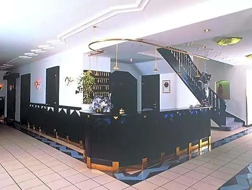 Hotel Goldener Hirsch-1