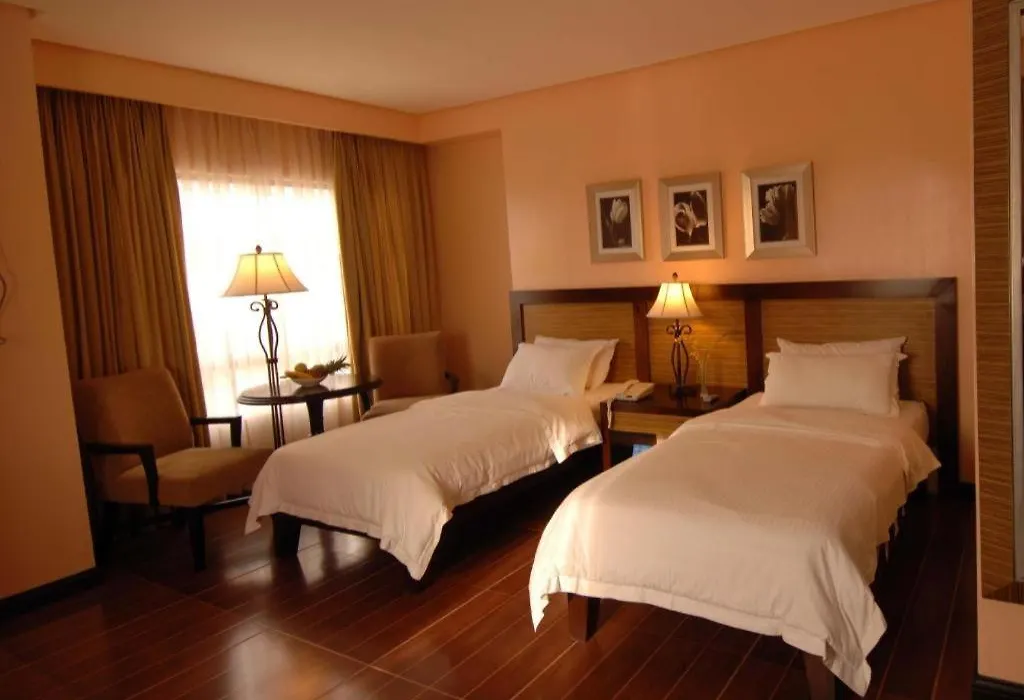 Planta Centro Bacolod Hotel & Residences-1