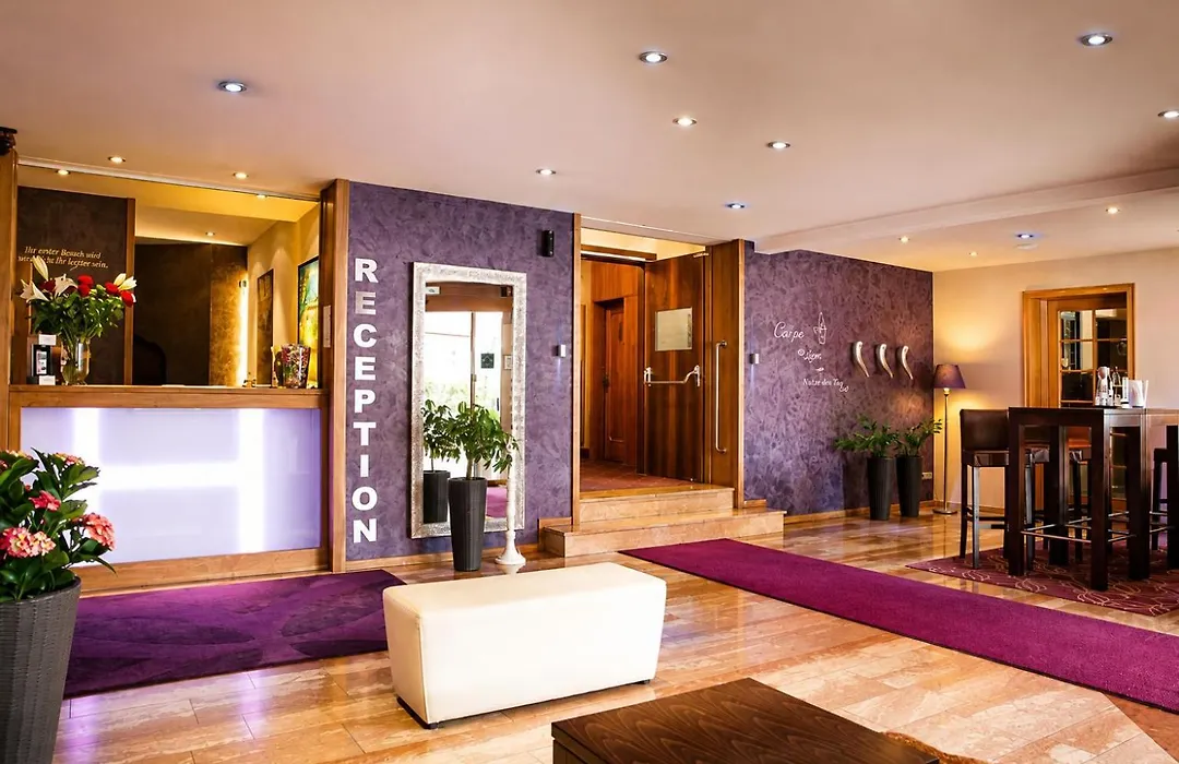 Hotel Salzburg Airport-1