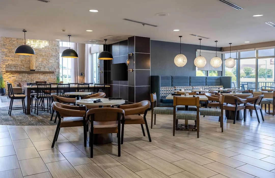 Doubletree By Hilton Hotel Savannah Airport-1