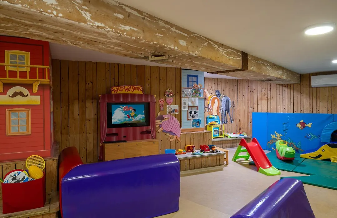 Leonardo Plaza Kinneret-1