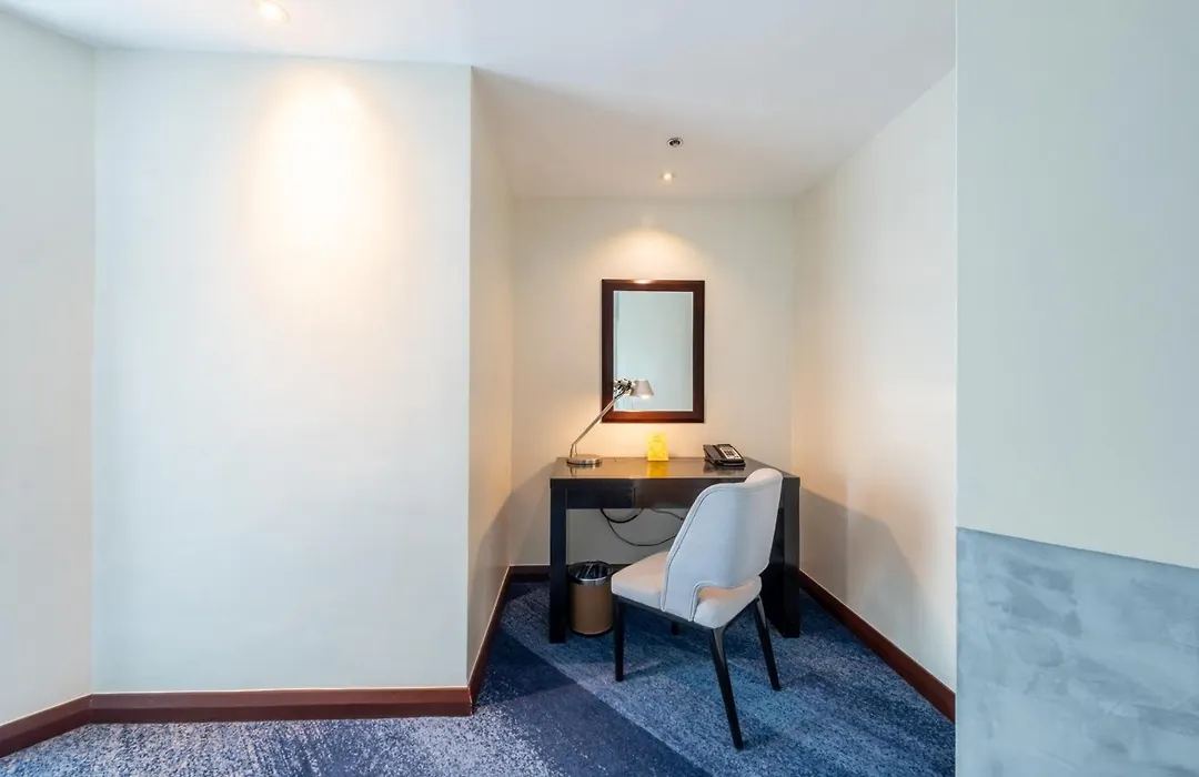 Widus Hotel Clark-1