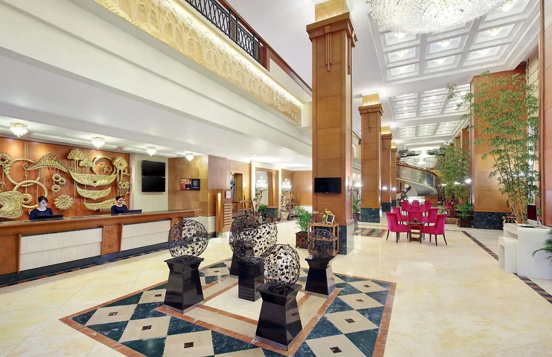 Novotel Solo-1