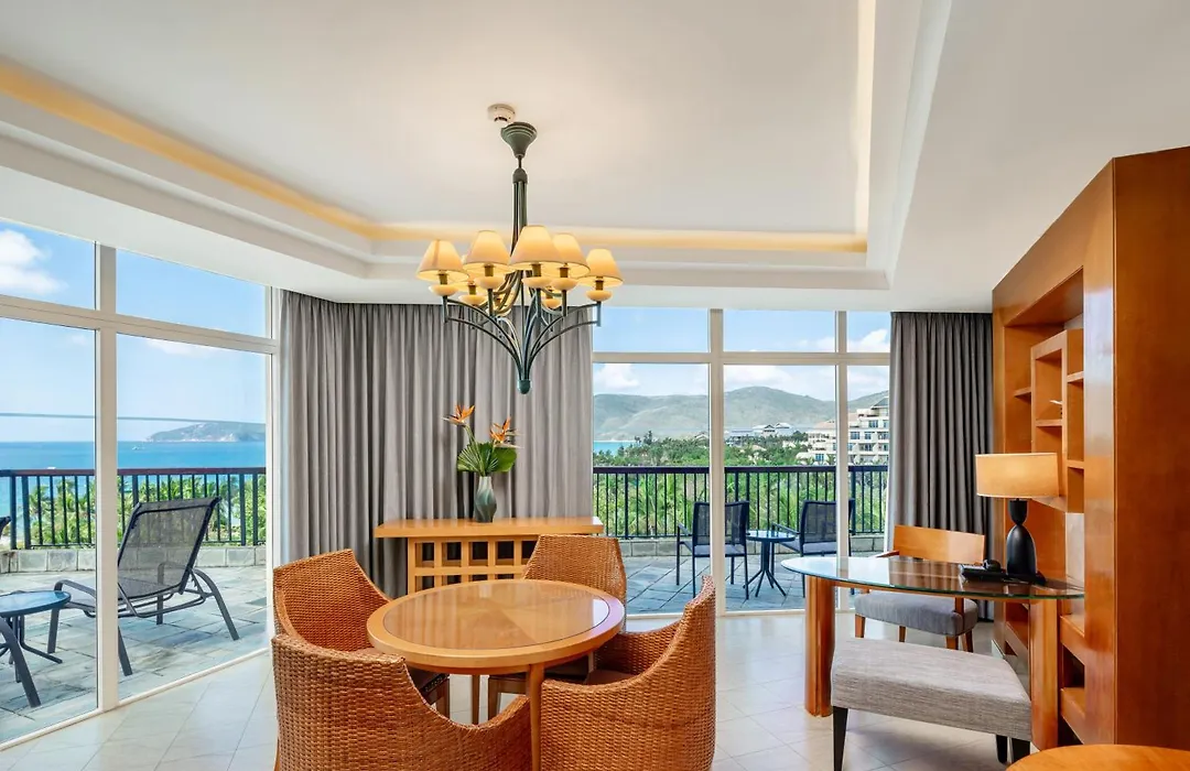 Sheraton Sanya Yalong Bay Resort-1