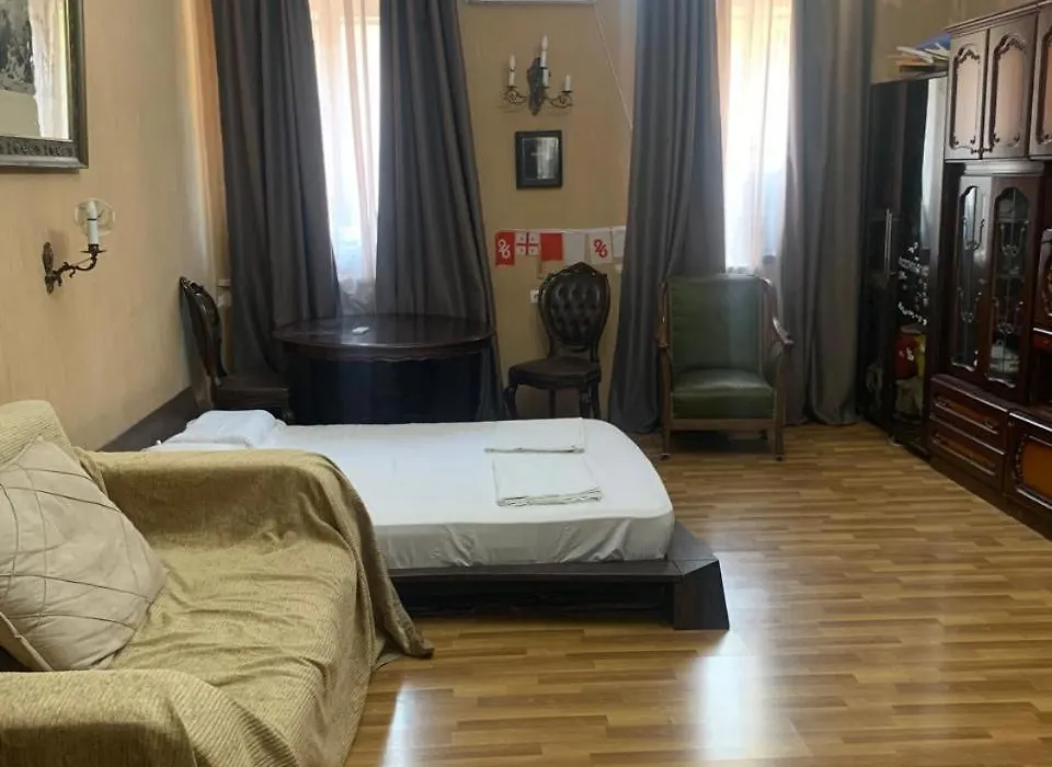 Polonia Tbilisi House-1