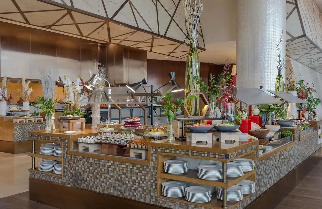 Swissotel Al Ghurair Dubai-1