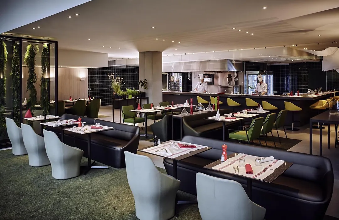 Radisson Blu Cdg Airport Terminal Hotel, Paris-1