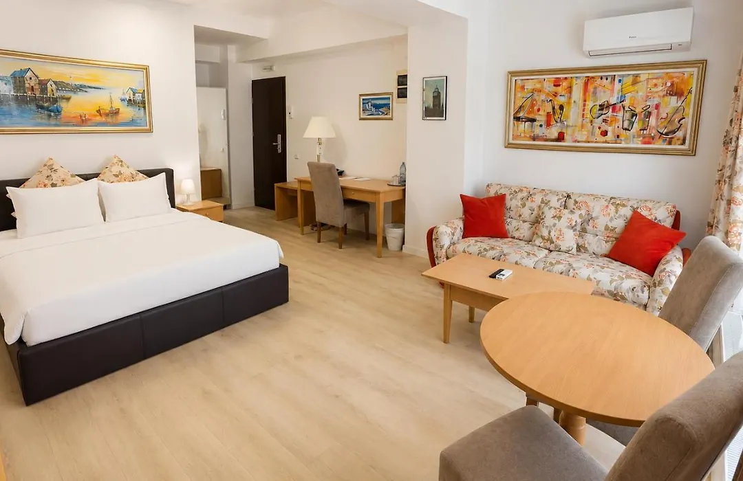Bucur Accommodation-1