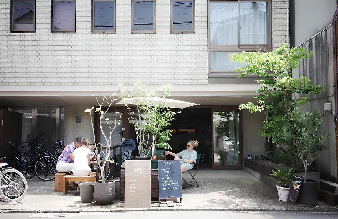 Hostel Niniroom-1
