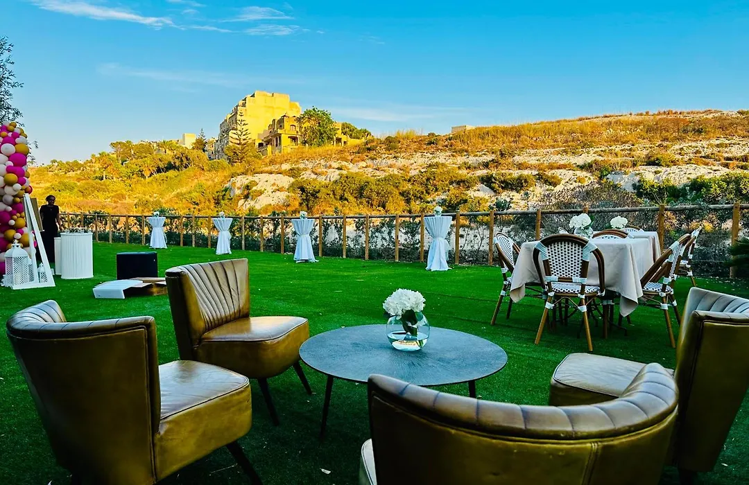Cesca'S Boutique Hotel-1