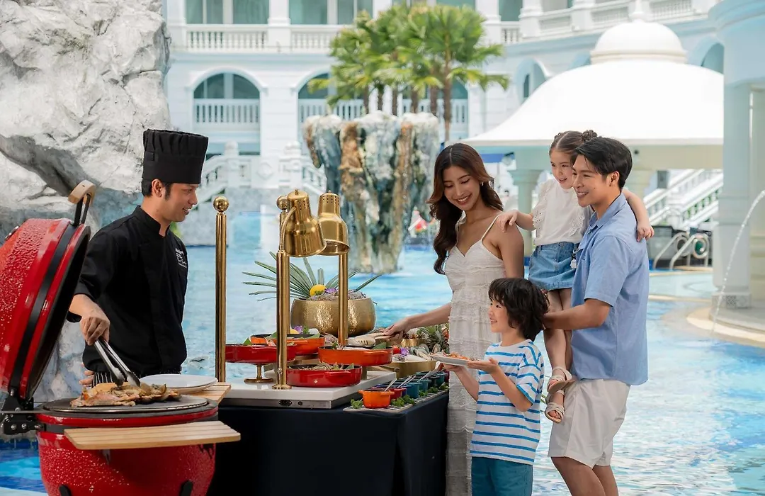 Moevenpick Myth Hotel Patong Phuket-1
