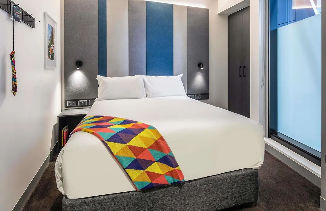 Ibis Styles Melbourne Southbank-1