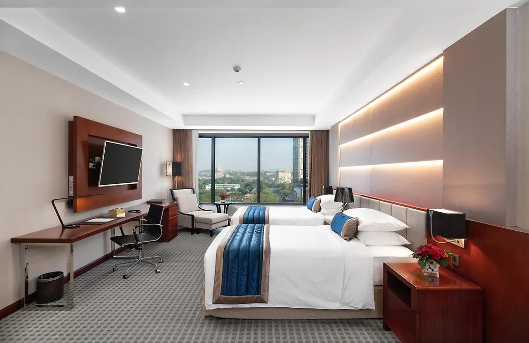 Yangon Thanlwin Hotel-1