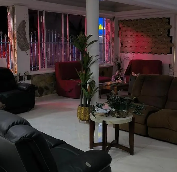 Hotel Mango-1