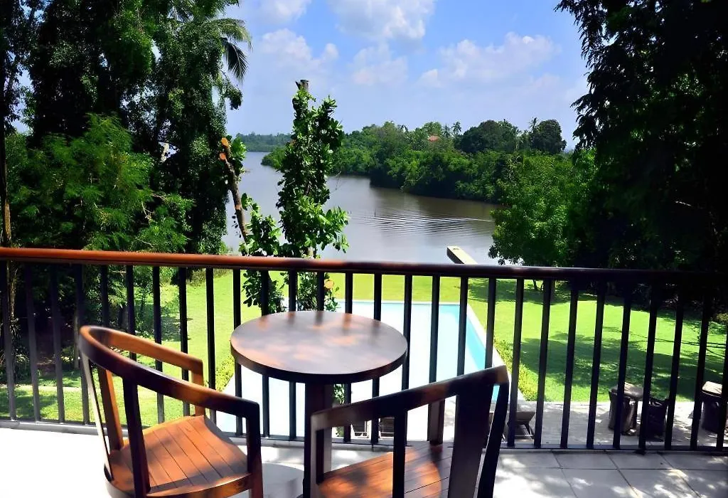 Roman Lake Ayurveda Boutique Resort-1