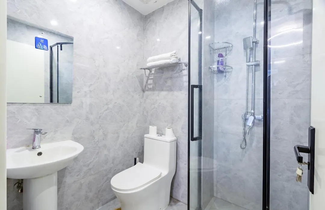 Studio Apartment In Nairobi Near Yaya Centre With Pool,Gym,Wifi-1