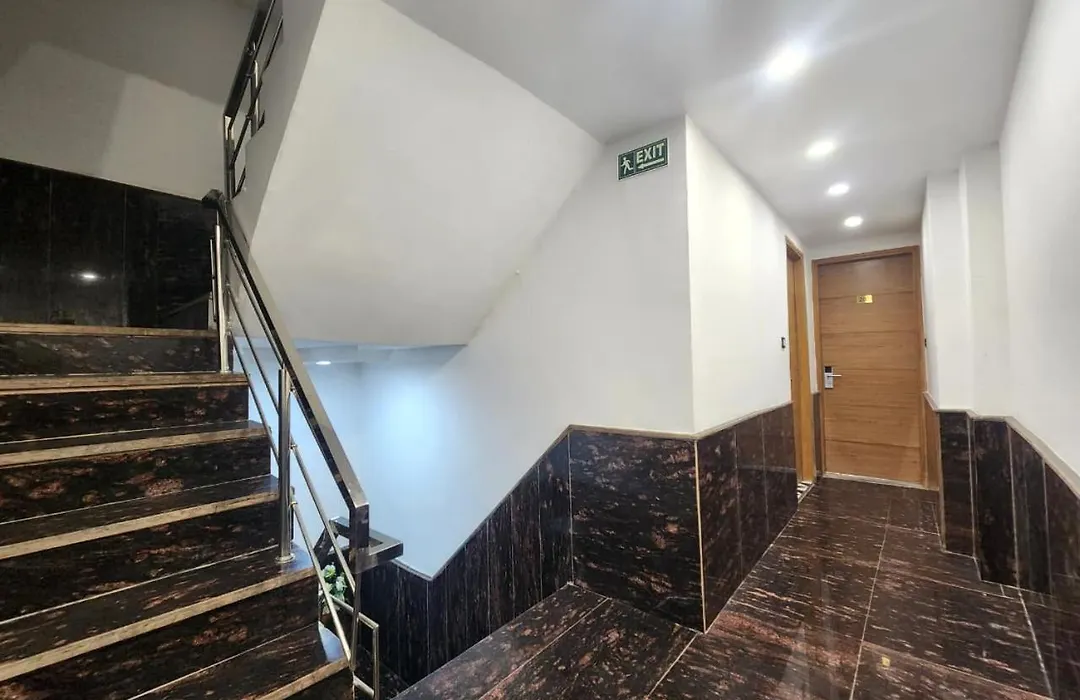 Hotel The Yuvaan Bnb- Near New Delhi Railway Station-1