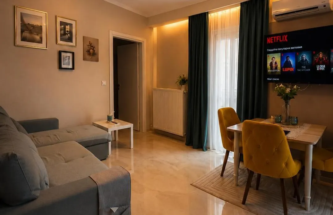Luxavie Elegant Boutique Apartment Thessaloniki-1