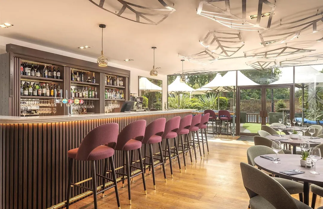 Doubletree By Hilton London - Hyde Park-1