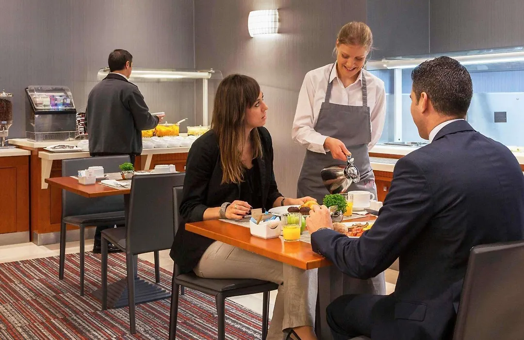 Hotel Mercure Lisboa-1