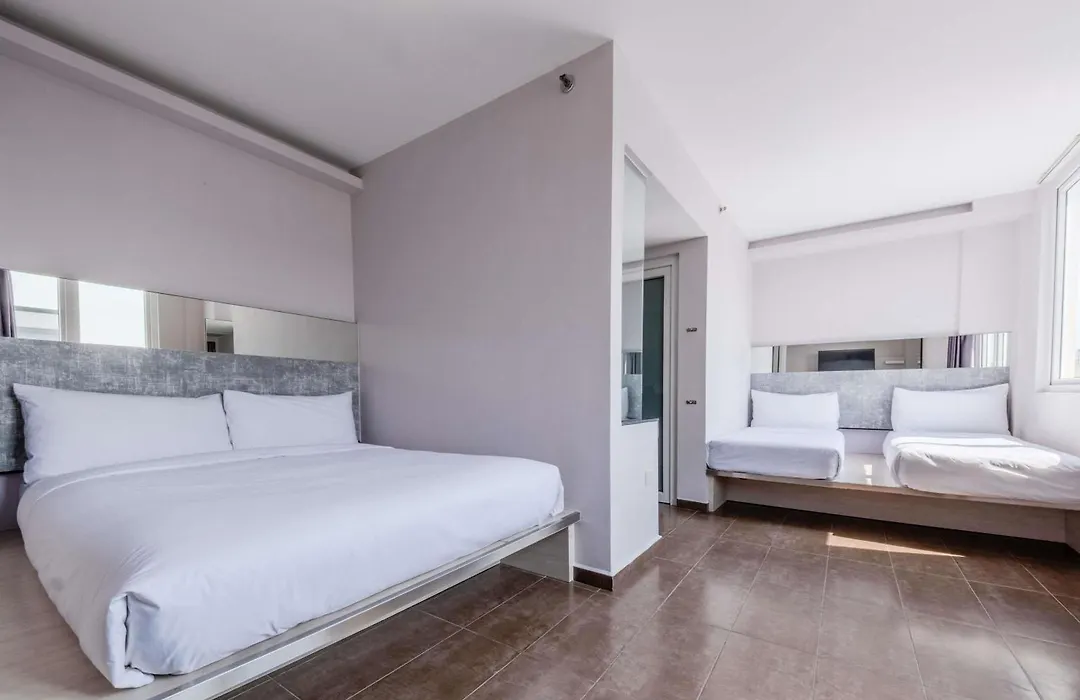 Ibis Budget Singapore Vanda-1