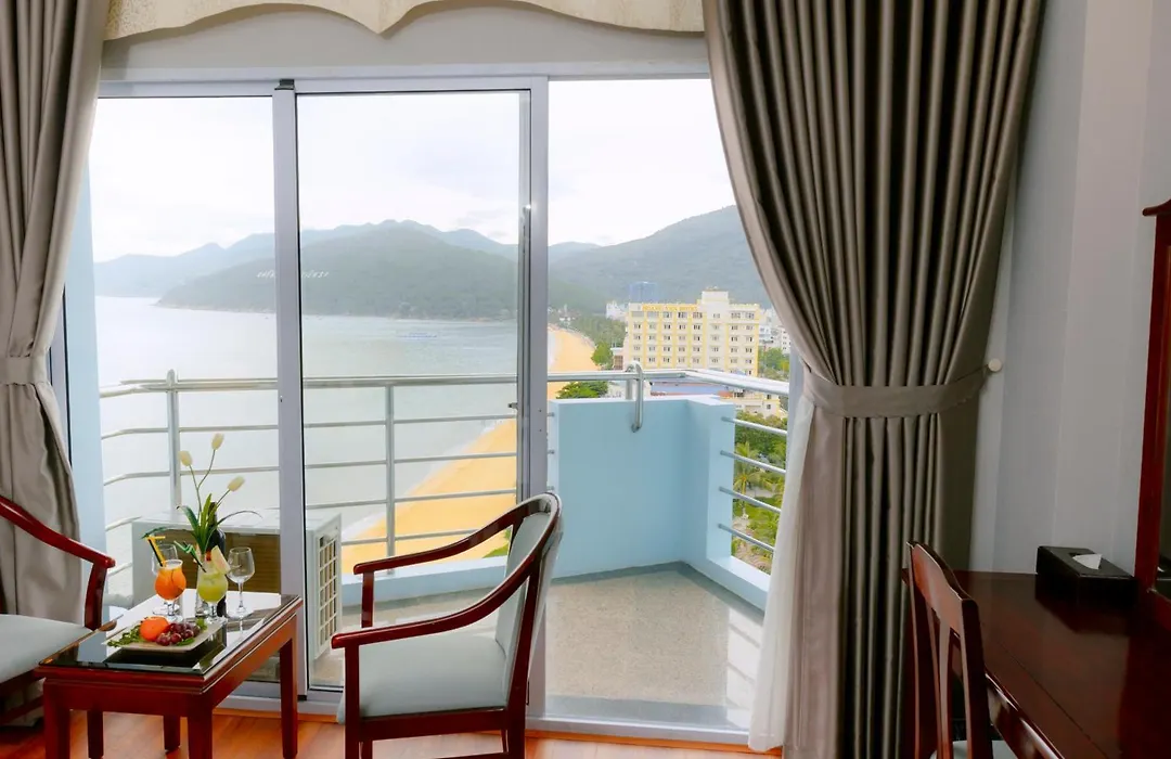 Seagull Hotel-1
