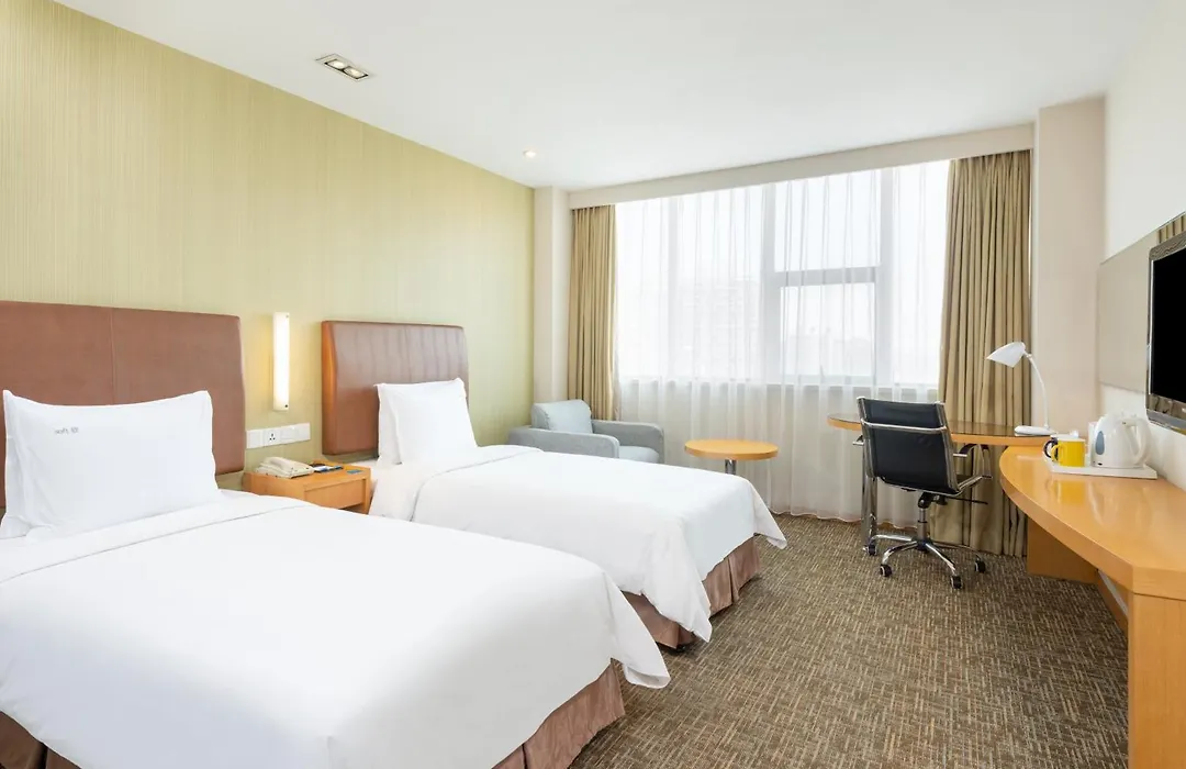 Holiday Inn Express Shanghai Jinqiao Central By Ihg-1
