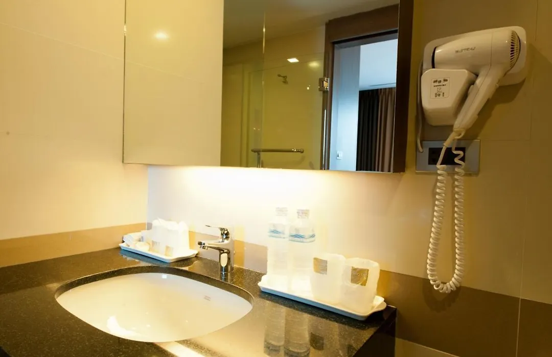 41 Suite Bangkok-1