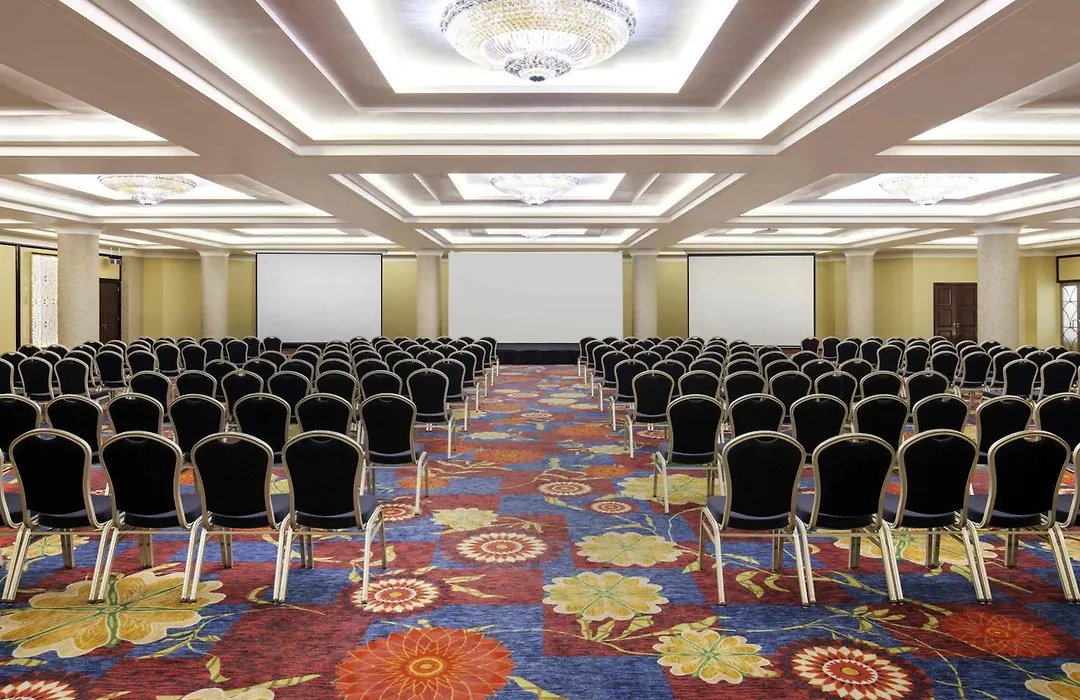 Ibis Bandung Trans Studio-1