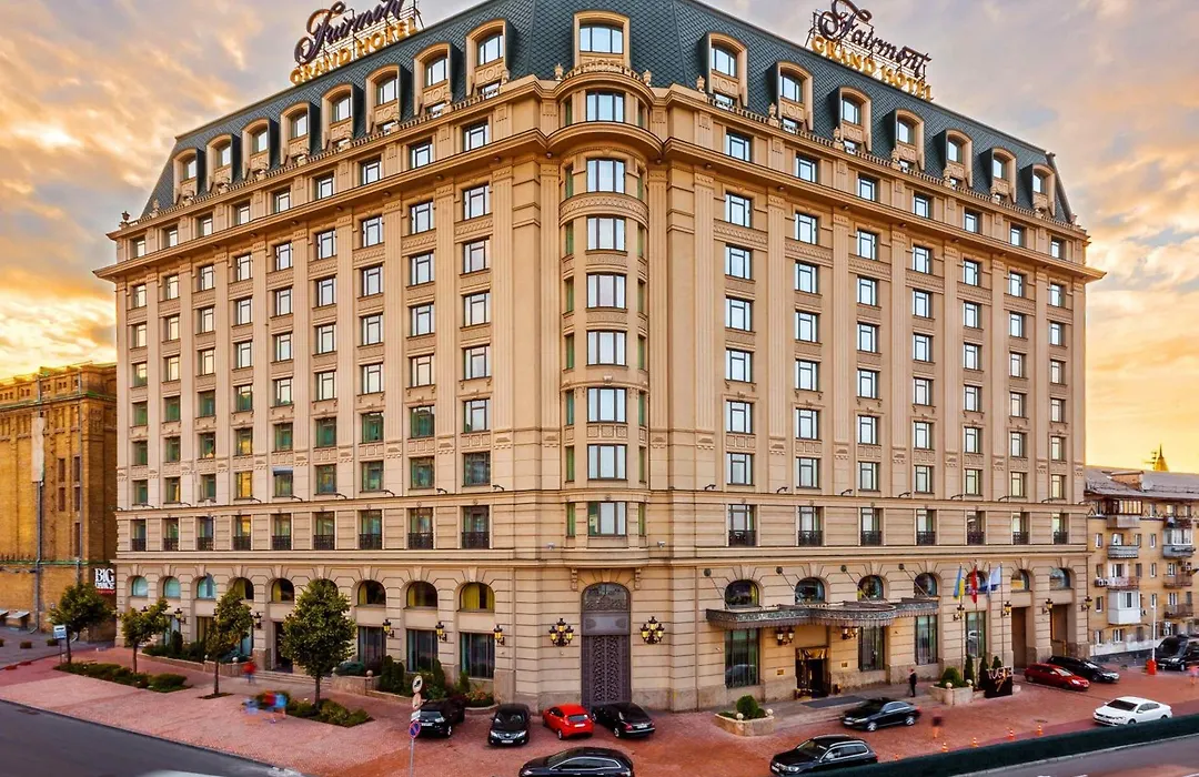 Fairmont Grand Hotel Kyiv-1