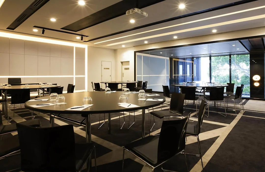 Pullman Sydney Airport-1