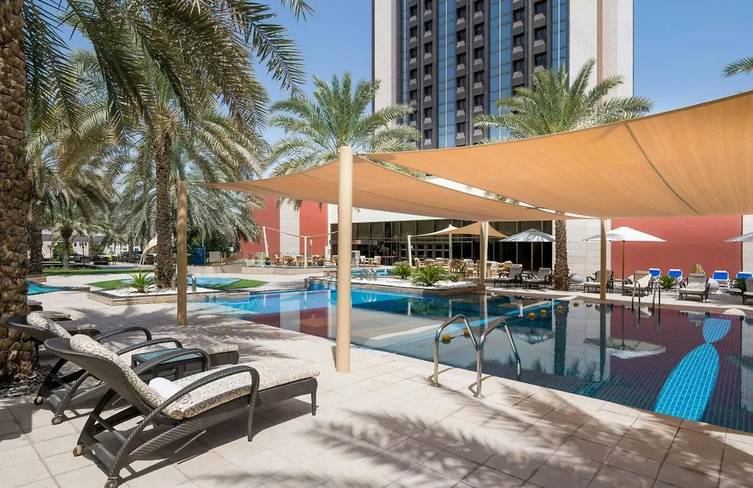 Sheraton Oman Hotel, Muscat-1