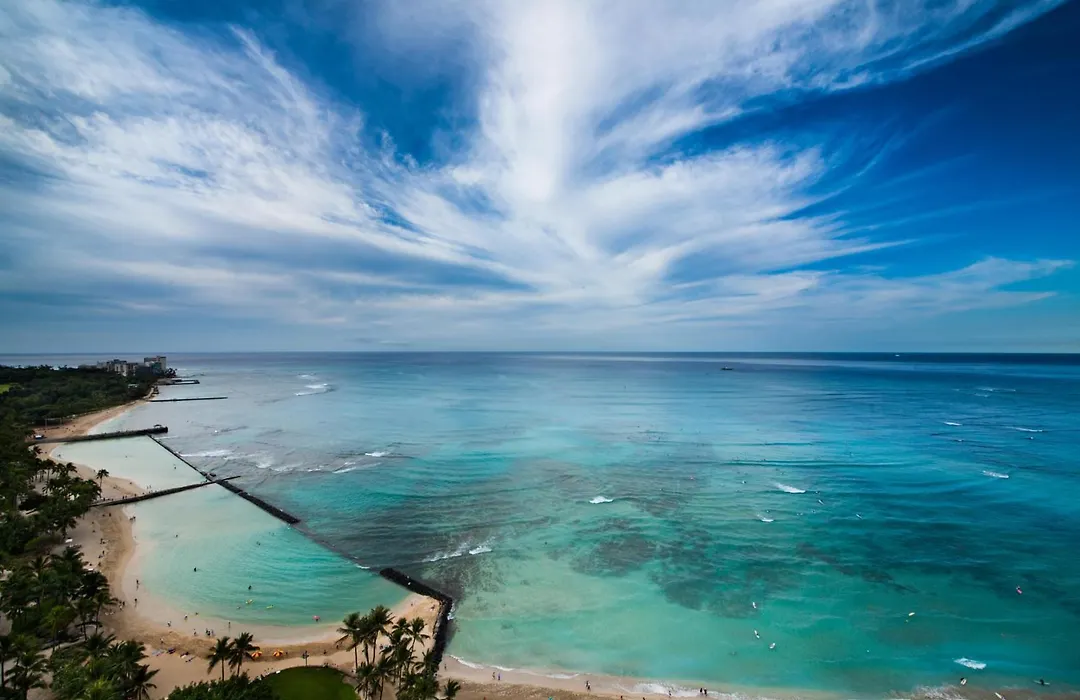 Hyatt Regency Waikiki Beach Resort & Spa-1