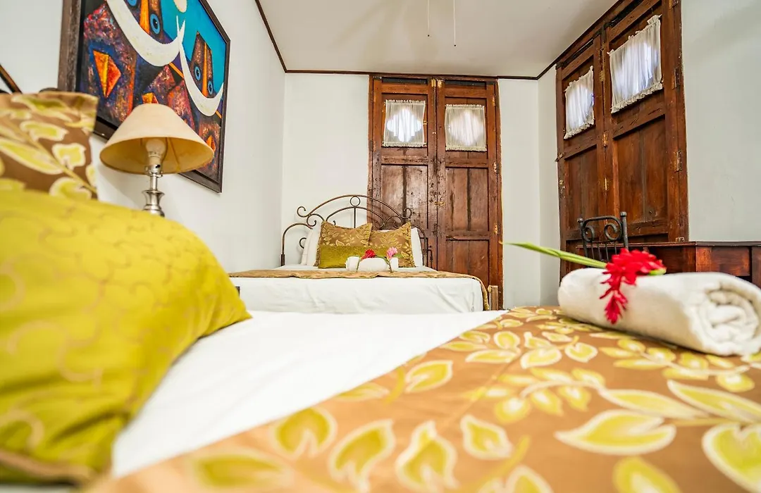 Hotel Los Balcones Leon-1