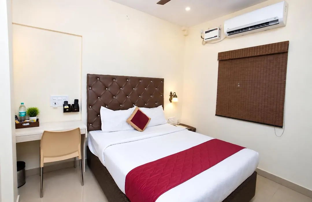 Zingle Stay Airport Hotel-1