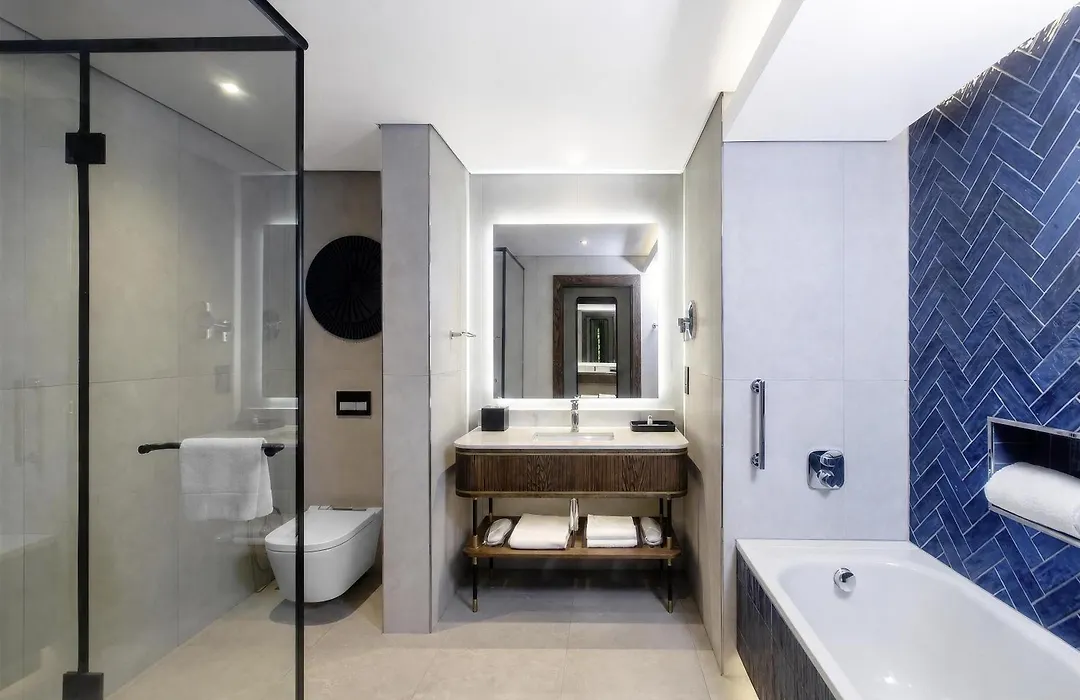 Legend Hotel Lagos Airport, Curio Collection By Hilton-1