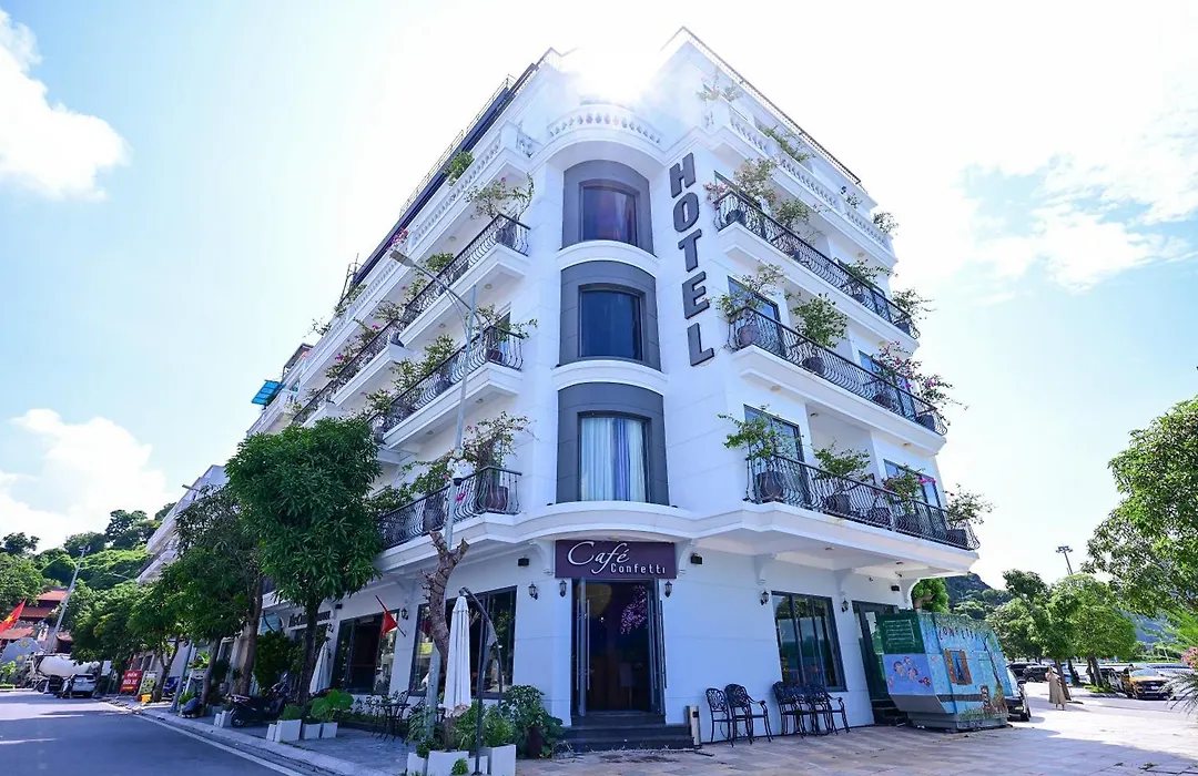 The Confetti Hotel Ha Long-1