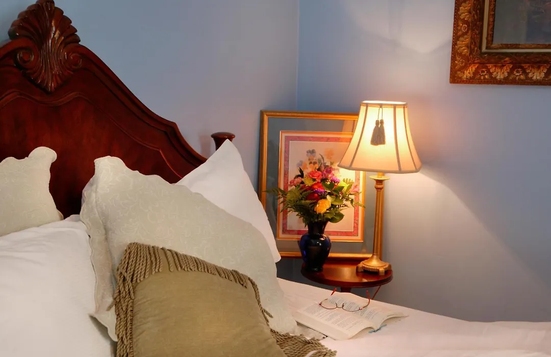 Ashton'S Bed And Breakfast-1
