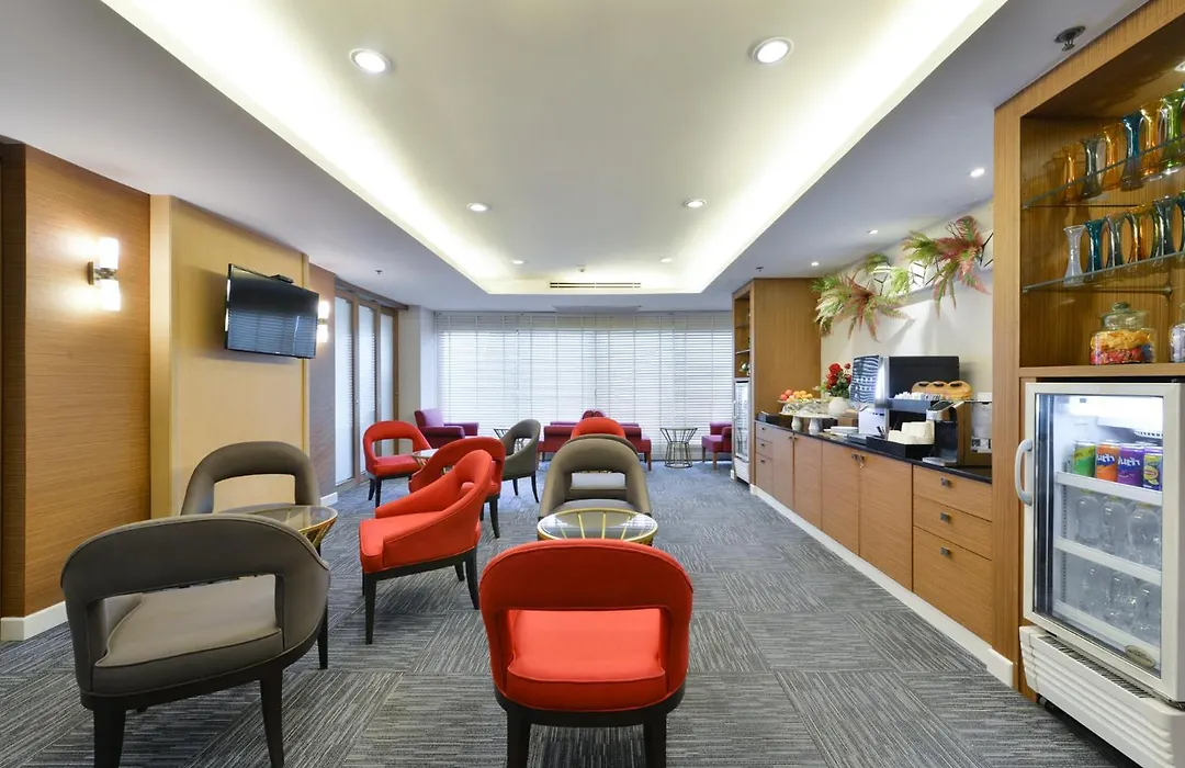 Centre Point Plus Hotel Pratunam-1