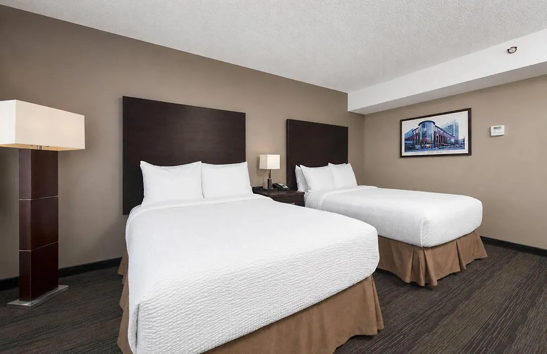 Radisson Hotel Winnipeg Downtown-1