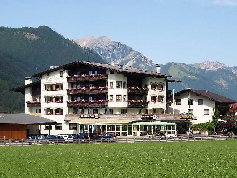 Seehotel Mauracherhof-1