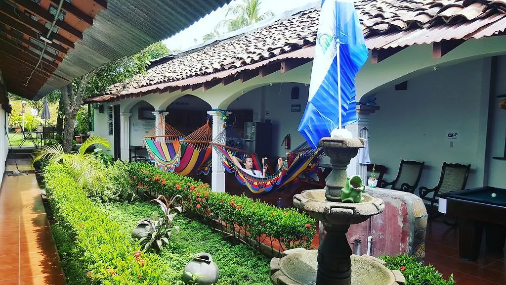 Hostal El Jardin-1