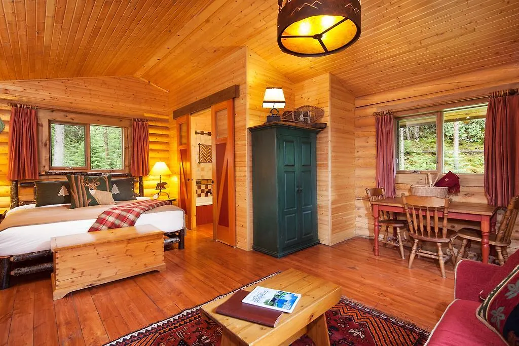 Cathedral Mountain Lodge-1