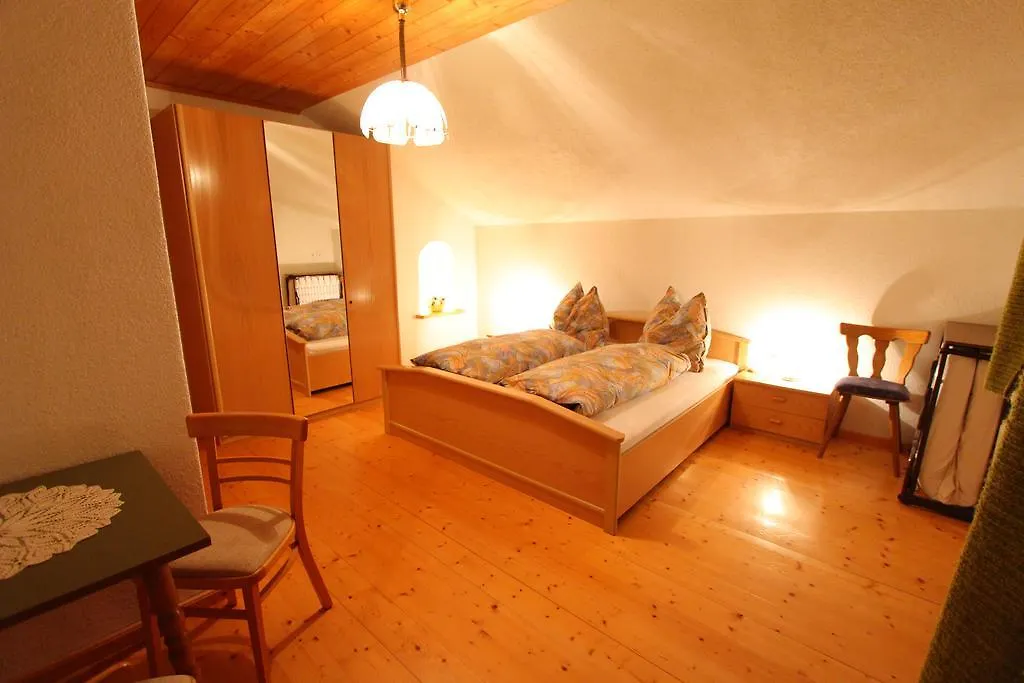 Ferienwohnung Gutwenger-1