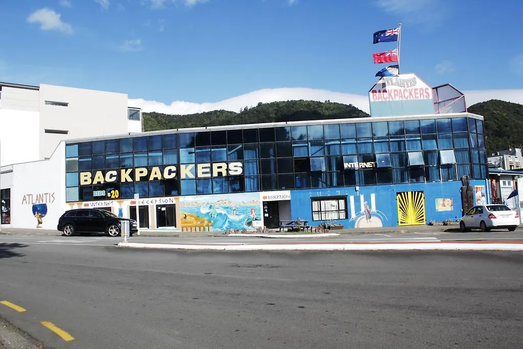 Atlantis Backpackers-1