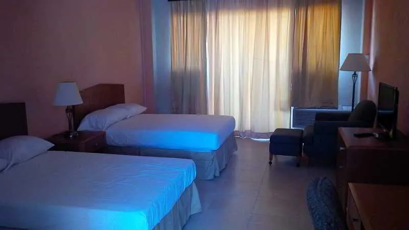 Le Monte Cristo Hotel & Suites-1