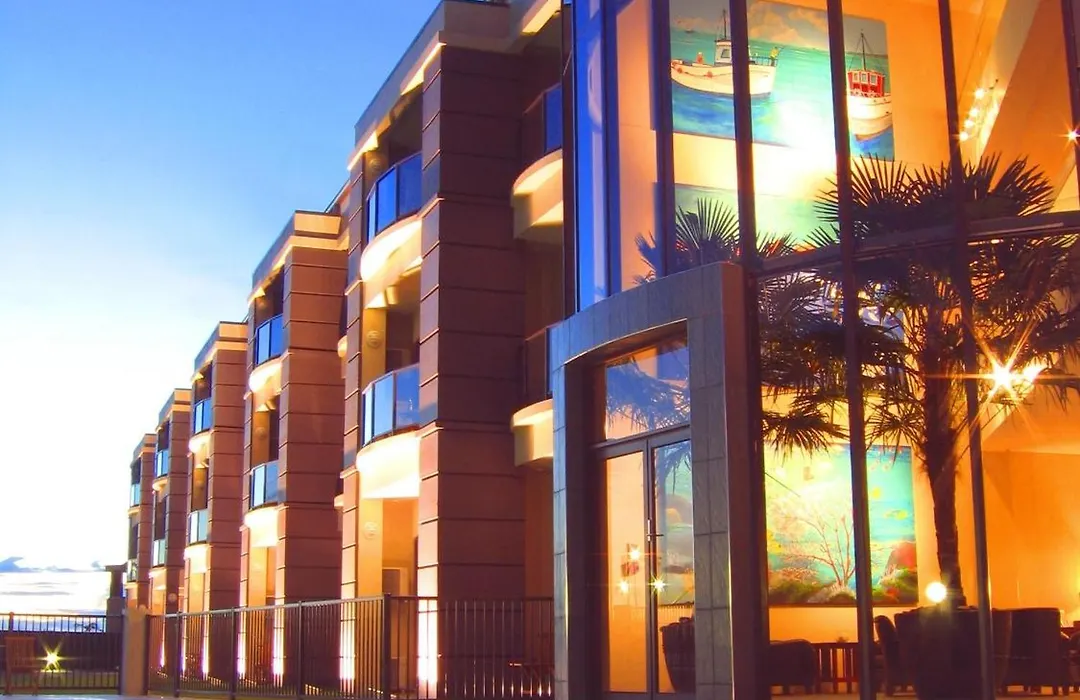 Portside Hotel Gisborne-1