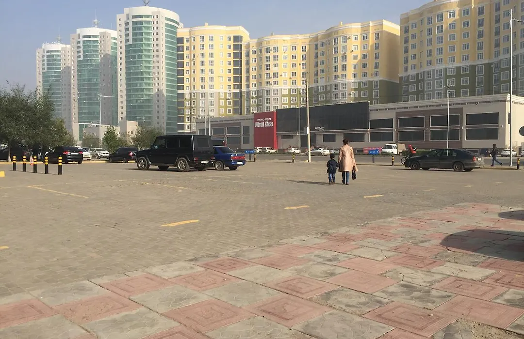Квартира В 11 Микрорайоне, Жк. Арай-1