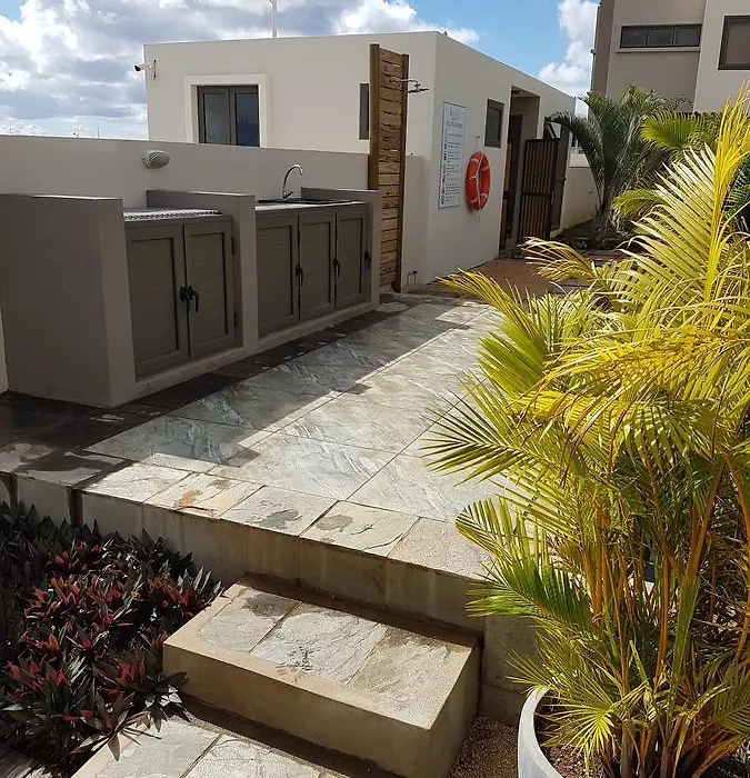 Sea And Mountain View Apartment-1